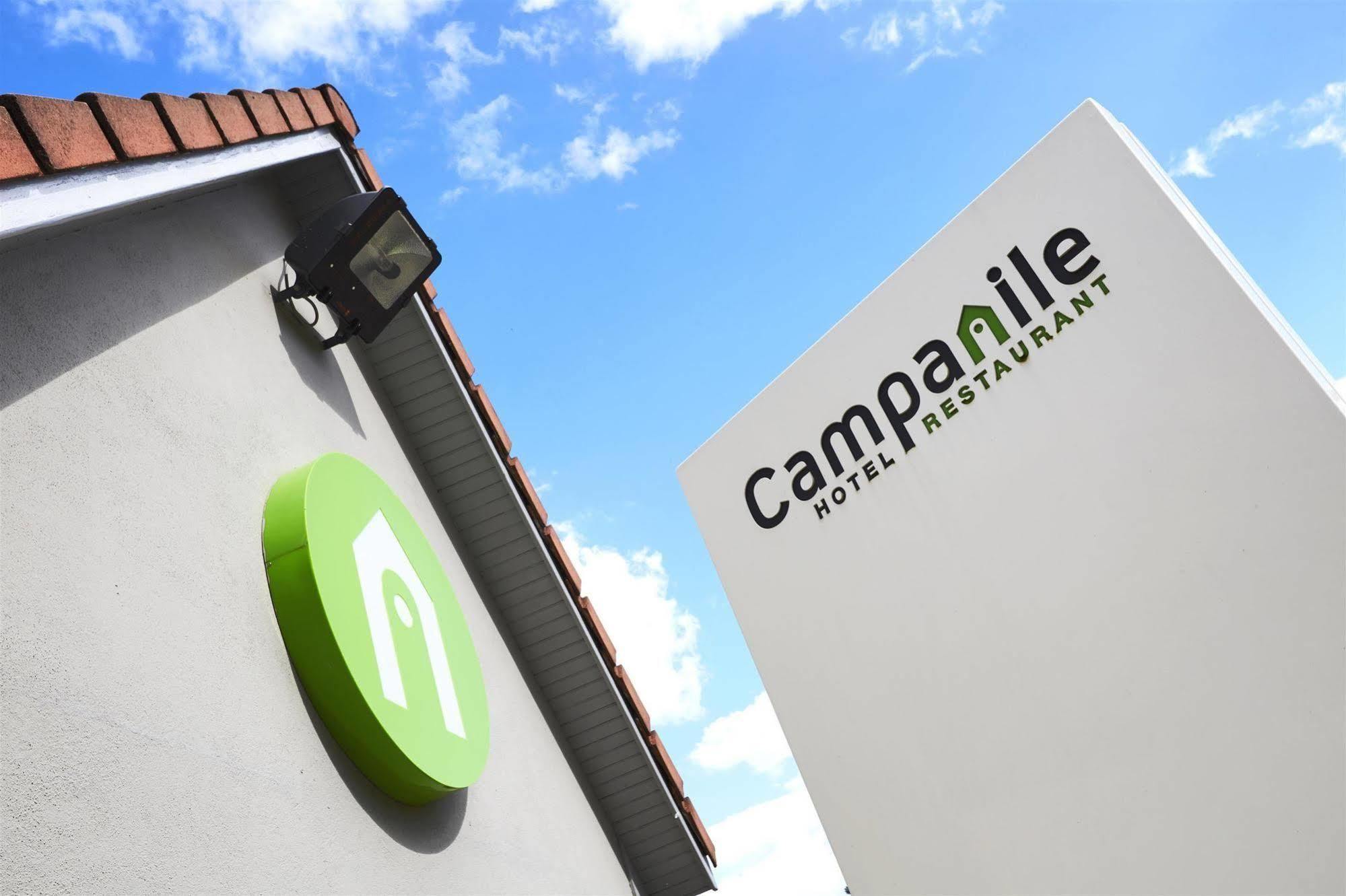 Campanile Saint-Die Buitenkant foto